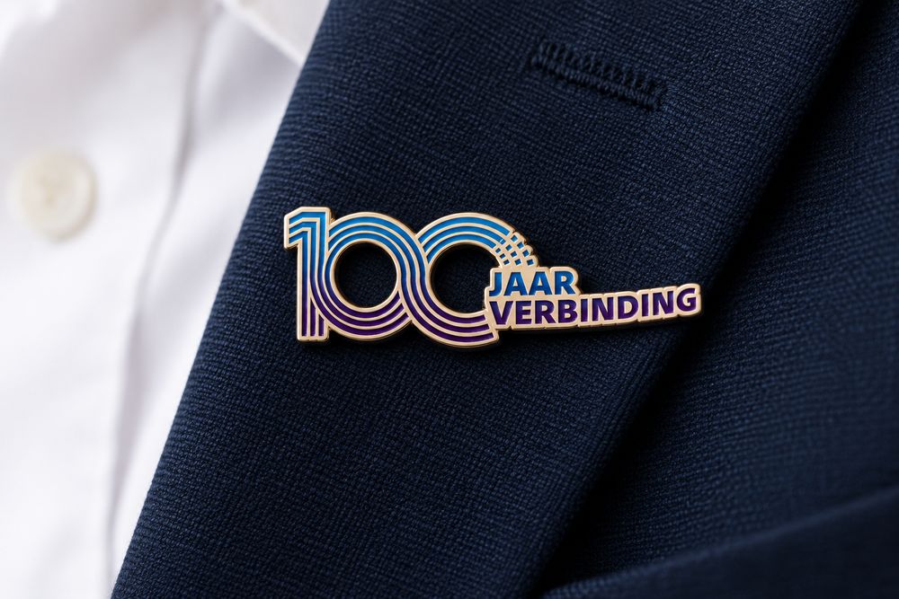 Geëmailleerde pin